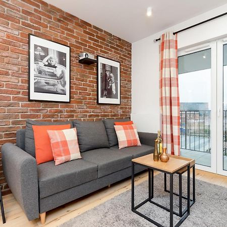 Movie Jacuzzi Apartment At The Main Station By Noclegi Renters 克拉科夫 外观 照片