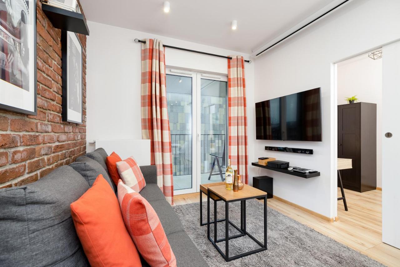 Movie Jacuzzi Apartment At The Main Station By Noclegi Renters 克拉科夫 外观 照片
