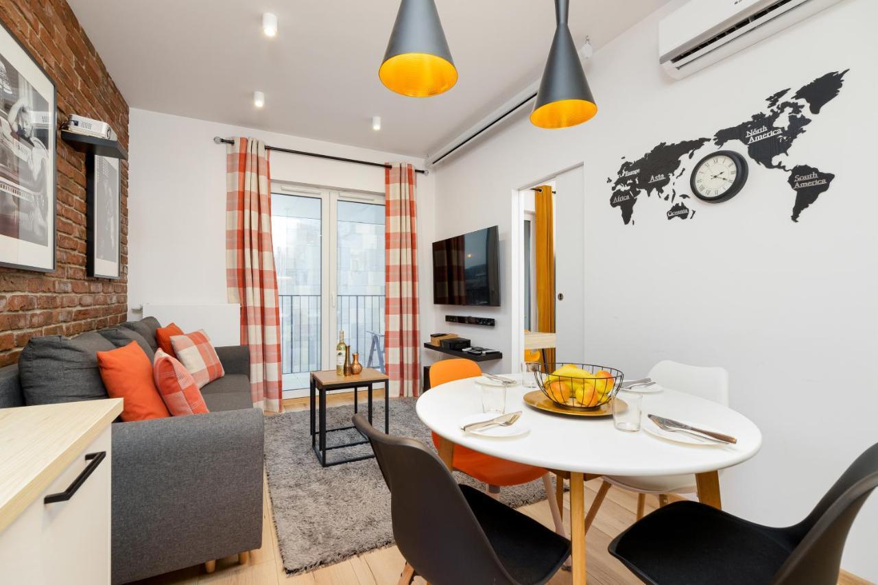 Movie Jacuzzi Apartment At The Main Station By Noclegi Renters 克拉科夫 外观 照片